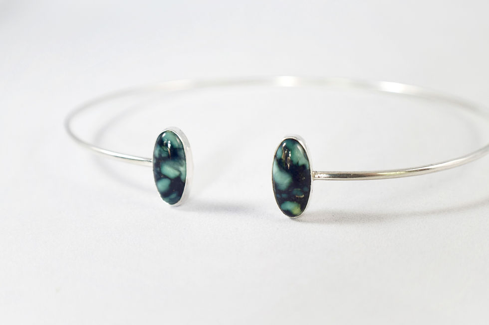 Thumbnail: Fire Woman Choker