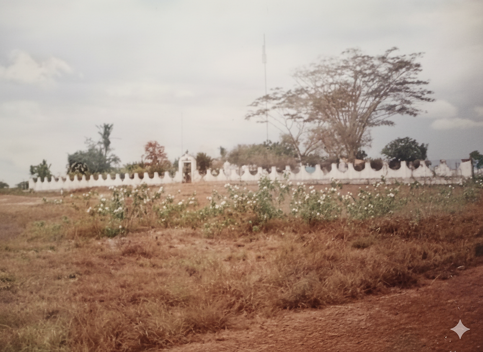 Cemitério de Arari na década de 1980. Foto cedida por Zeca Jardim.