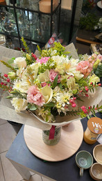 נועה בר Late Bloomer