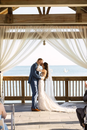 Nikki & Taylor Wedding Day 