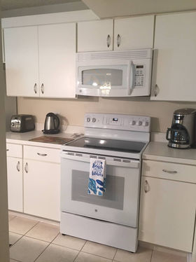 Brand new GE stove with Air Fryer built in.jpeg