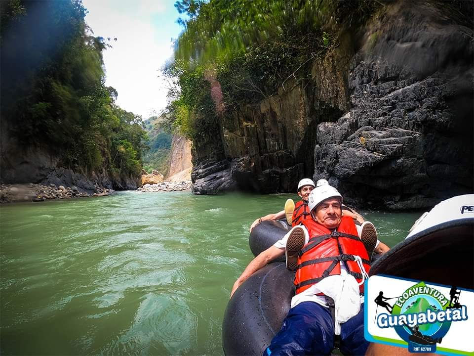 Miniatura: Tubing Rio Blanco