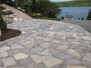 Flagstone calcaire patio