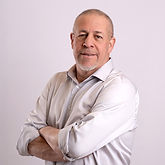 Dr Dagan Harris web.jpg