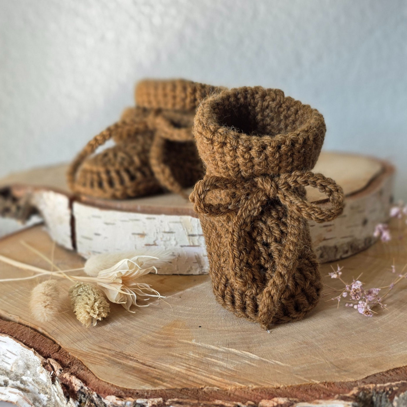 Baby Booties ''braun''