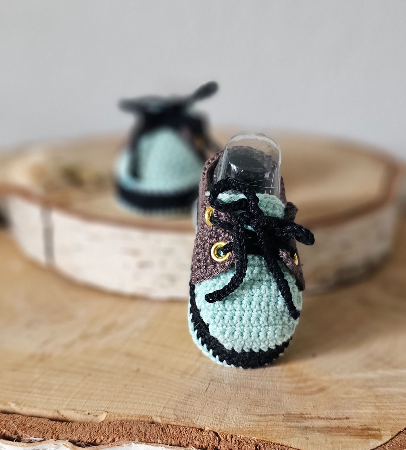 Sneakers Mili ''türkis-braun''