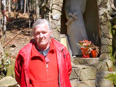 Od pádov k pokore: Odišiel známy staviteľ Jozef (68†) z hory Zvir v Litmanovej