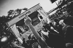 2d1b66891d785a2b-IMG_7546