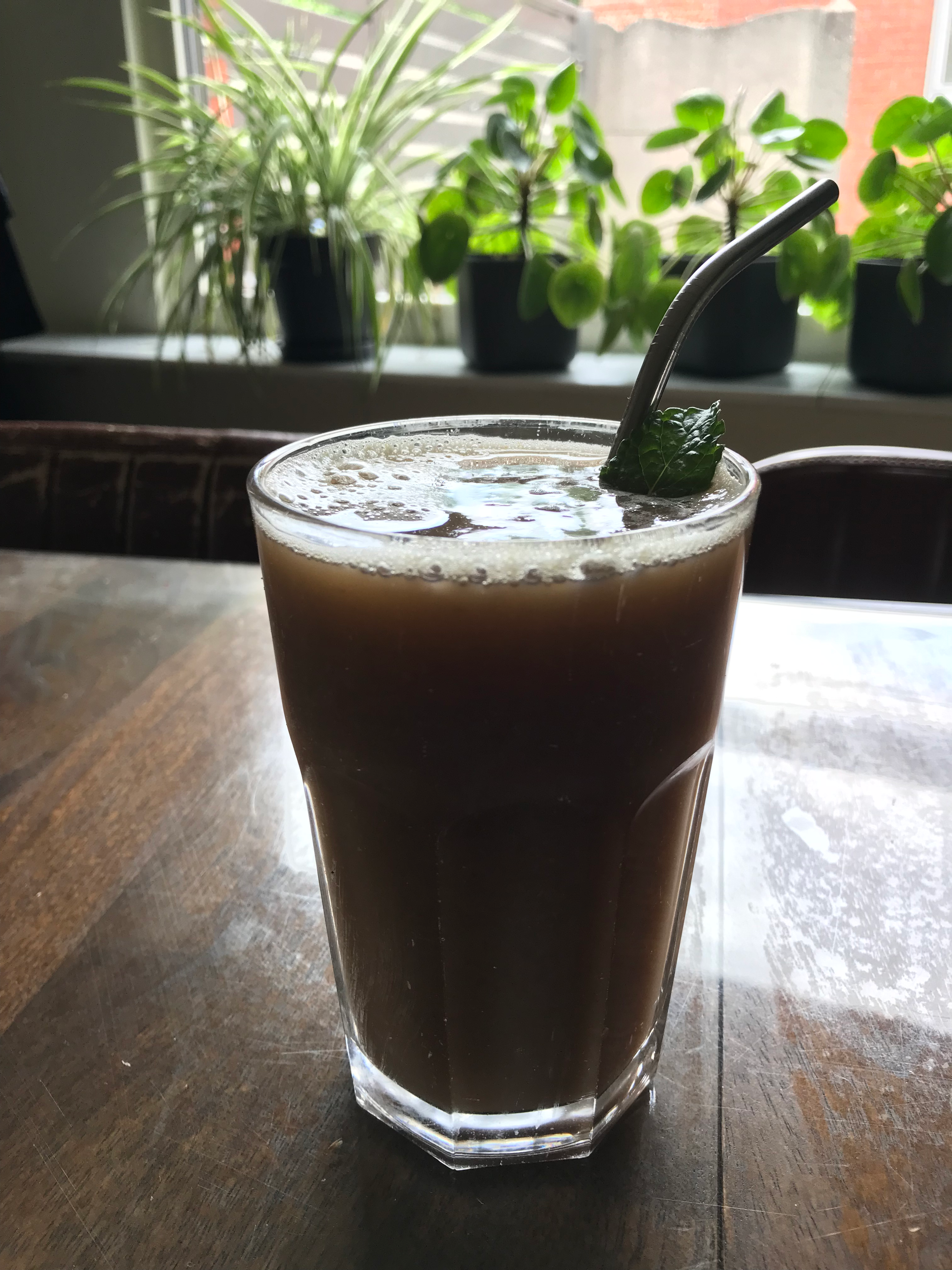 Yummy brown sludge content media