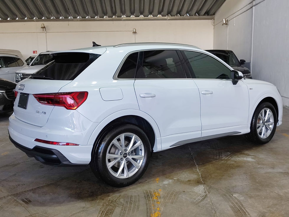 Miniatura: Audi Q3 S Line 2023