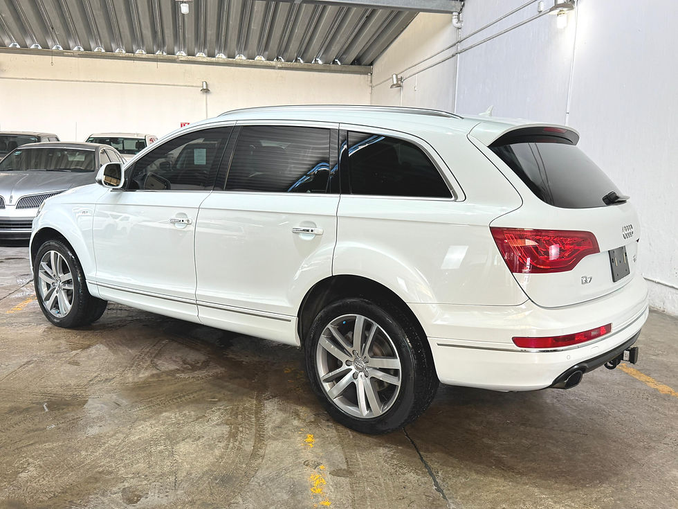 Miniatura: 2014 AUDI Q7 Quattro Elite