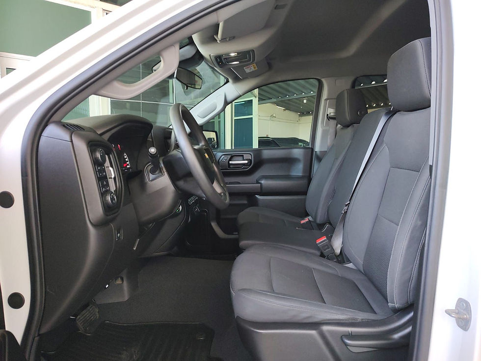 Miniatura: Chevrolet Silverado Custom 4x4 2024 - 29,000 km. Impecable