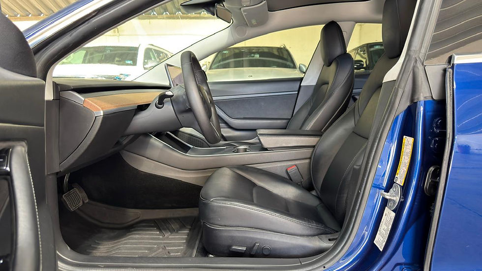 Miniatura: Tesla Model 3 2020 –