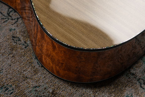 acoustic-guitar-collector-premium-somogyi-traugott 