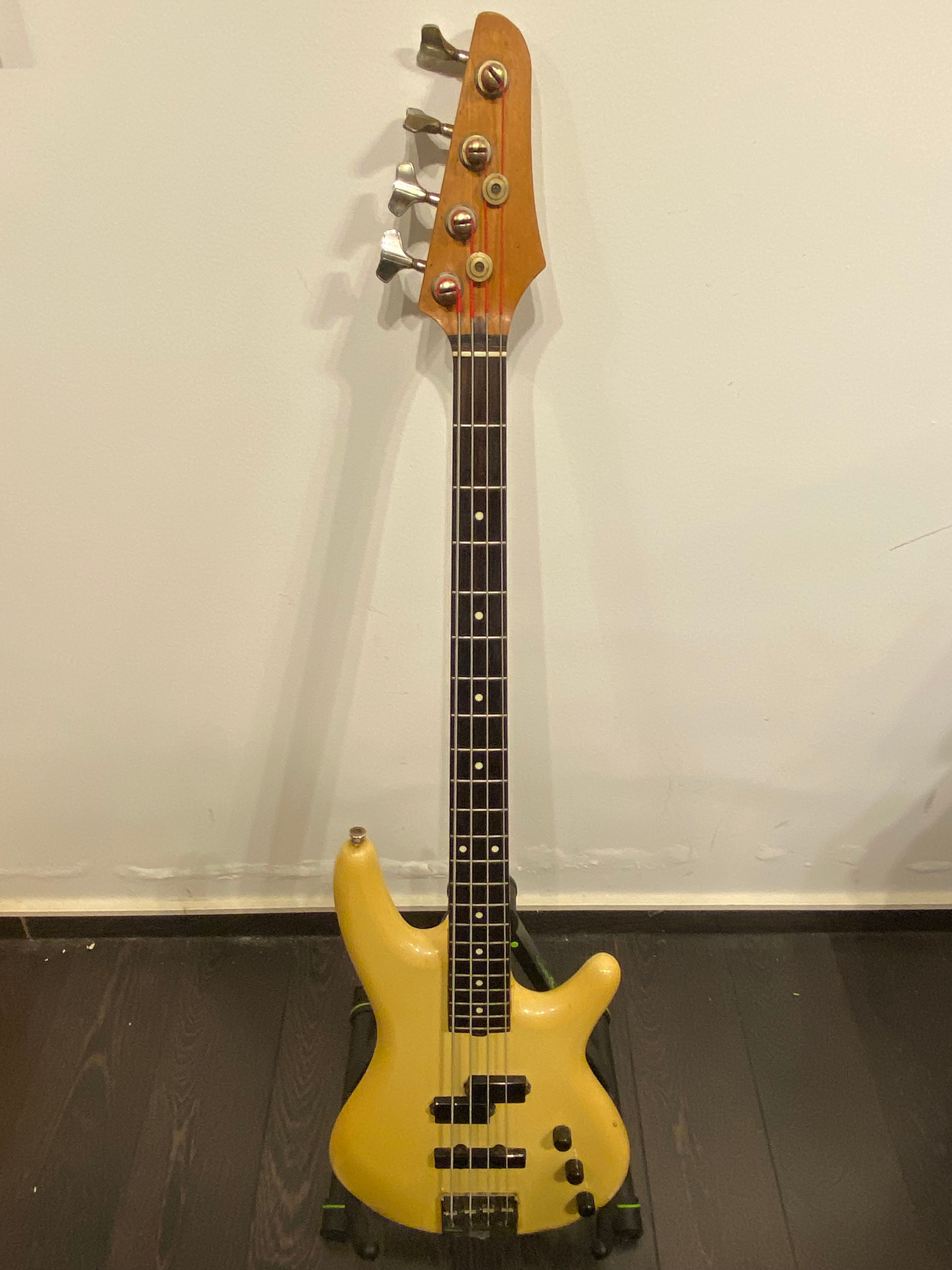 BASSE IBANEZ 80'S MADE IN JAPAN