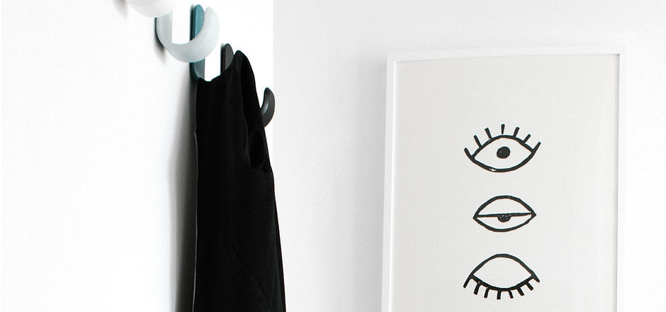 Stylist Hanger