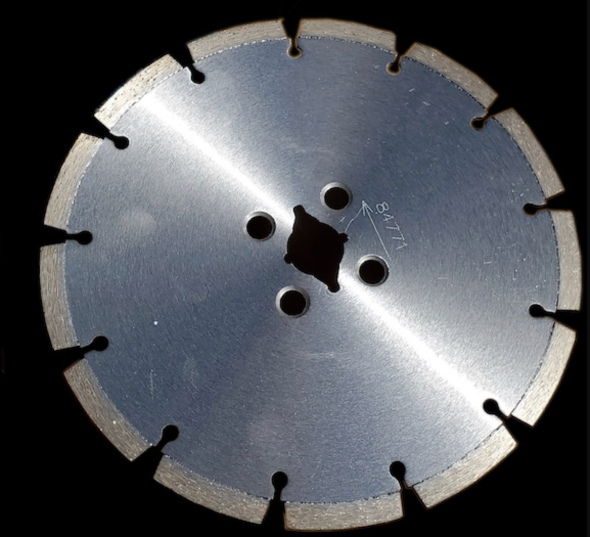 #79 Blade - Medium Aggregate Bond