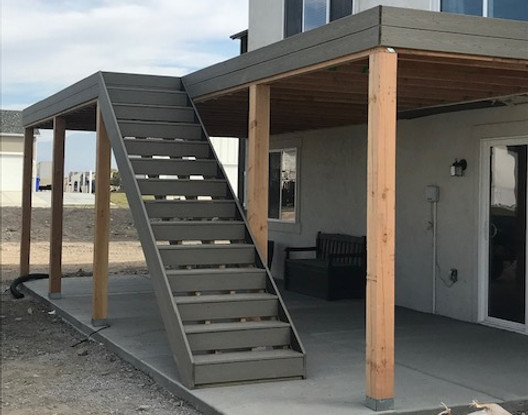 custom decks, pergolas and awnings by Ronin Construction in Utah
