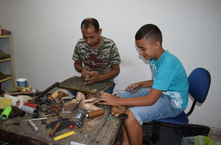 Funcionários da Karlos Sapataria da Rua
