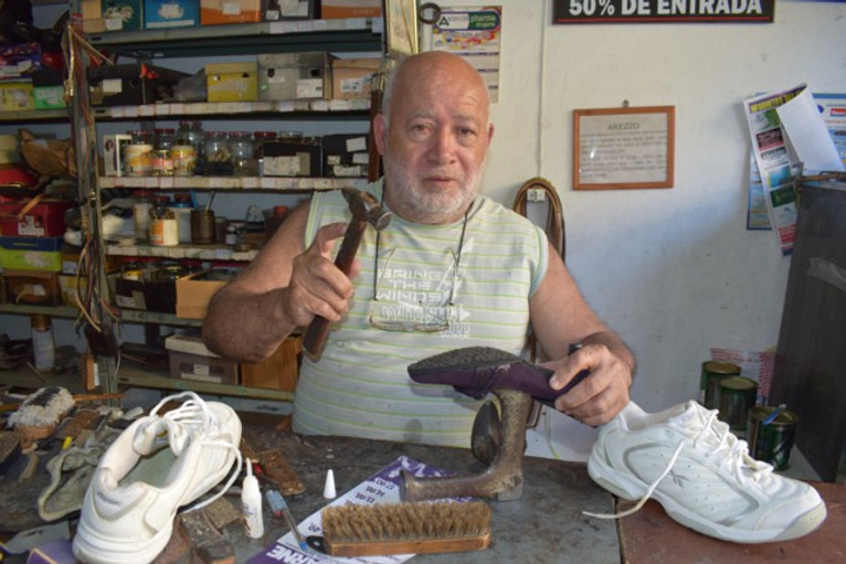 Silvério Soares da Silva da Sapataria Si