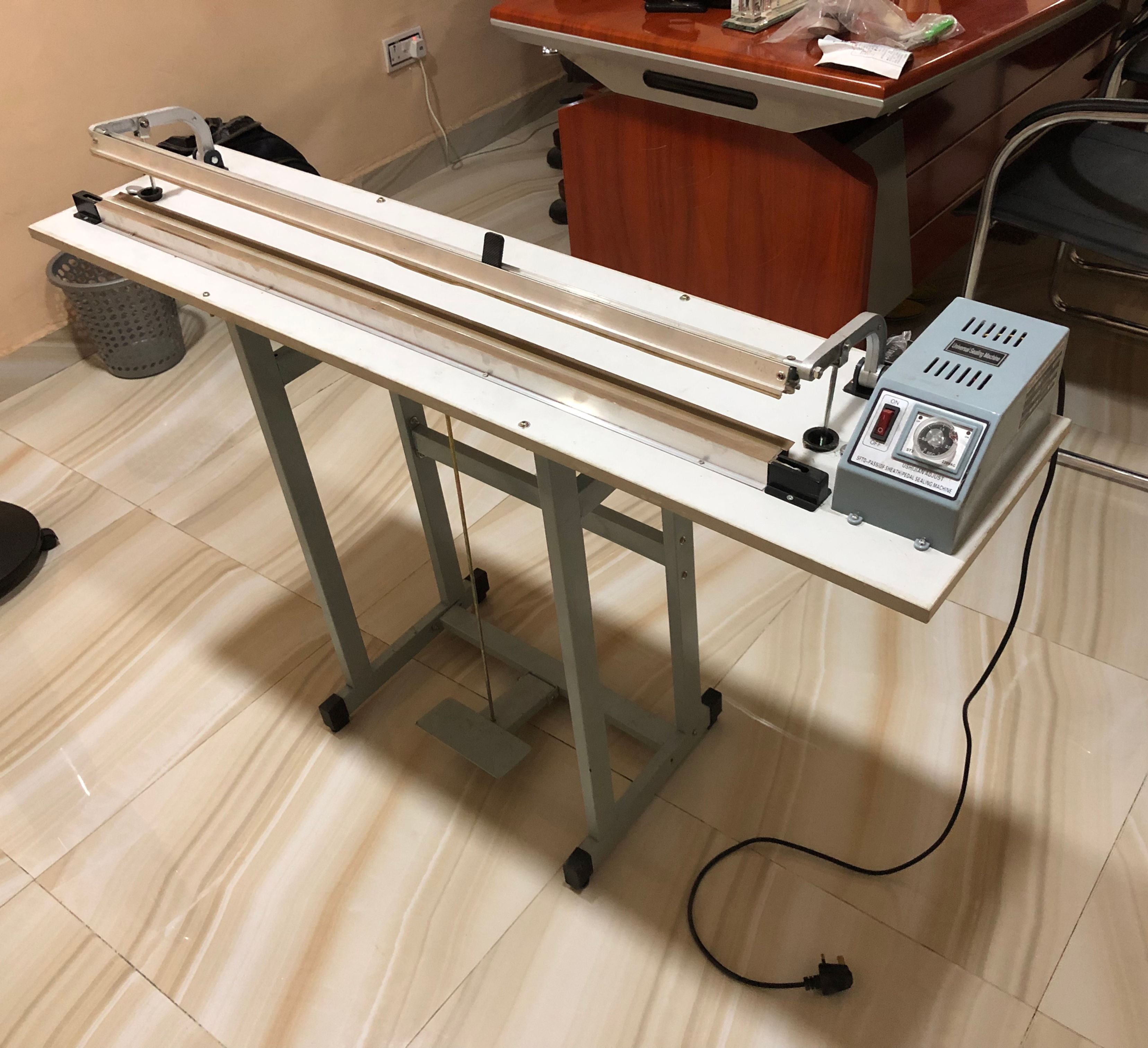 SFTD 1000 FOOT IMPULSE SEALER WITH CUTTER