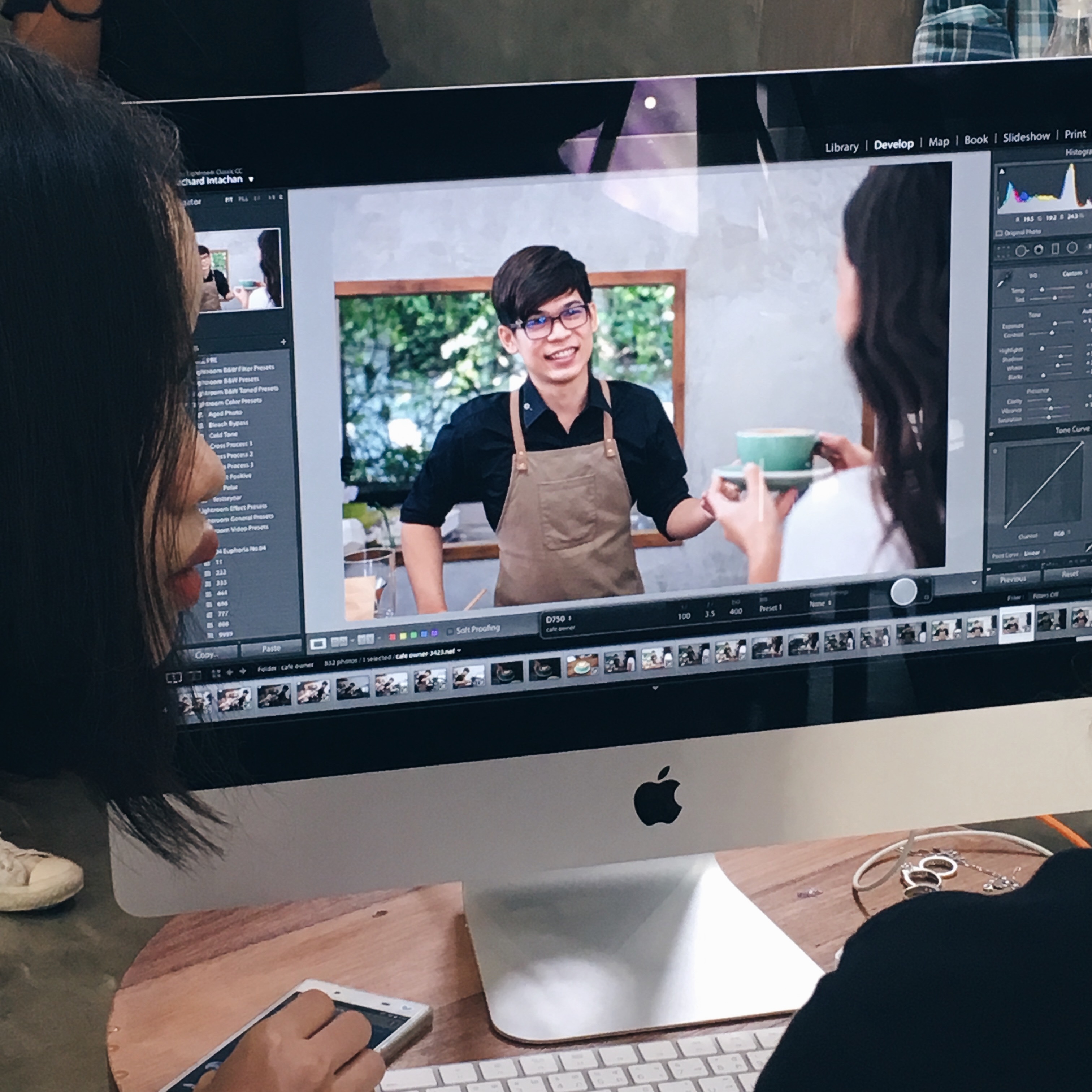 ถ่ายแบบ At Stock