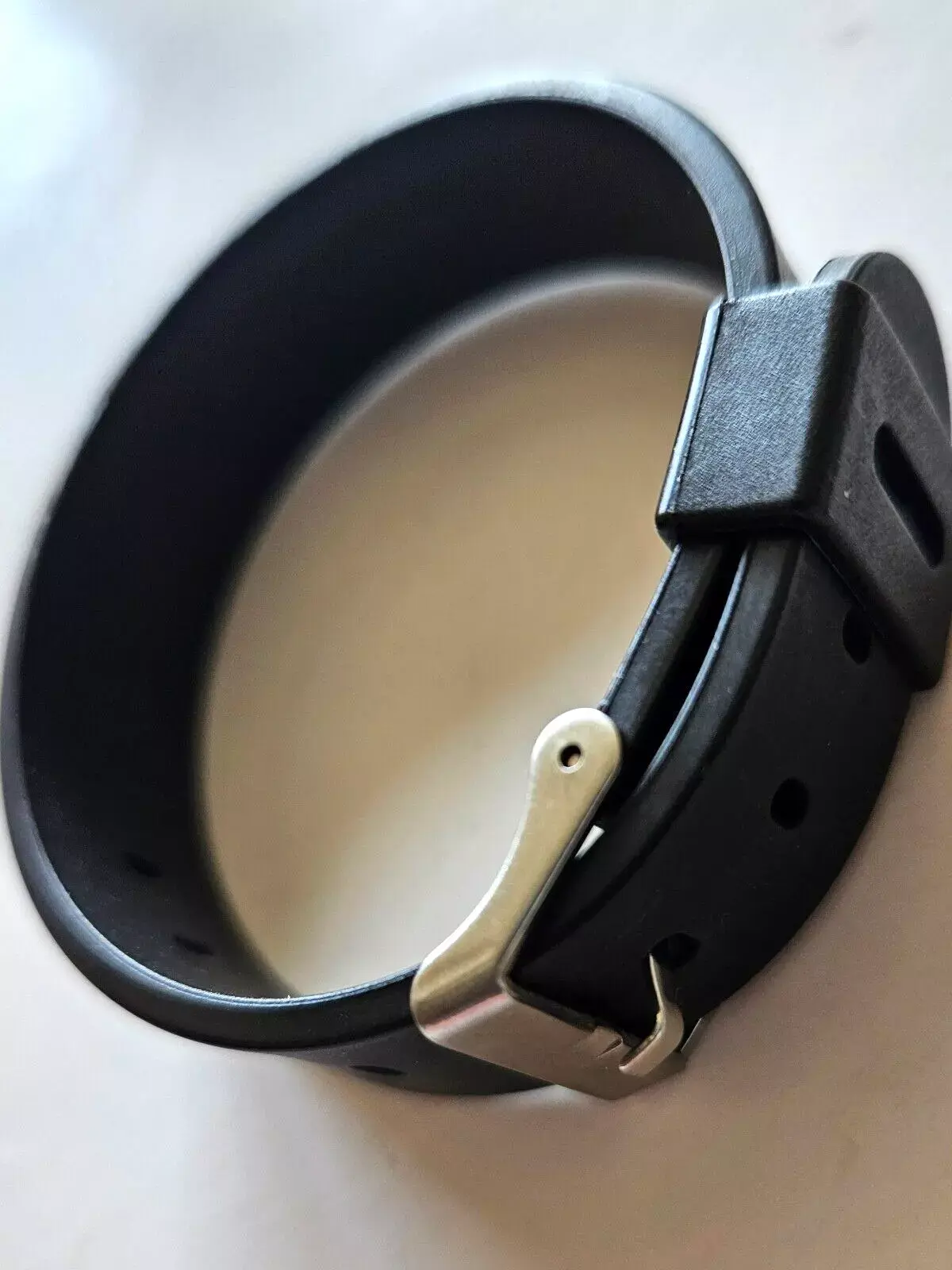 18mm - Single-Piece Dive Rubber Strap Black - Silver Stainless Steel Buckle