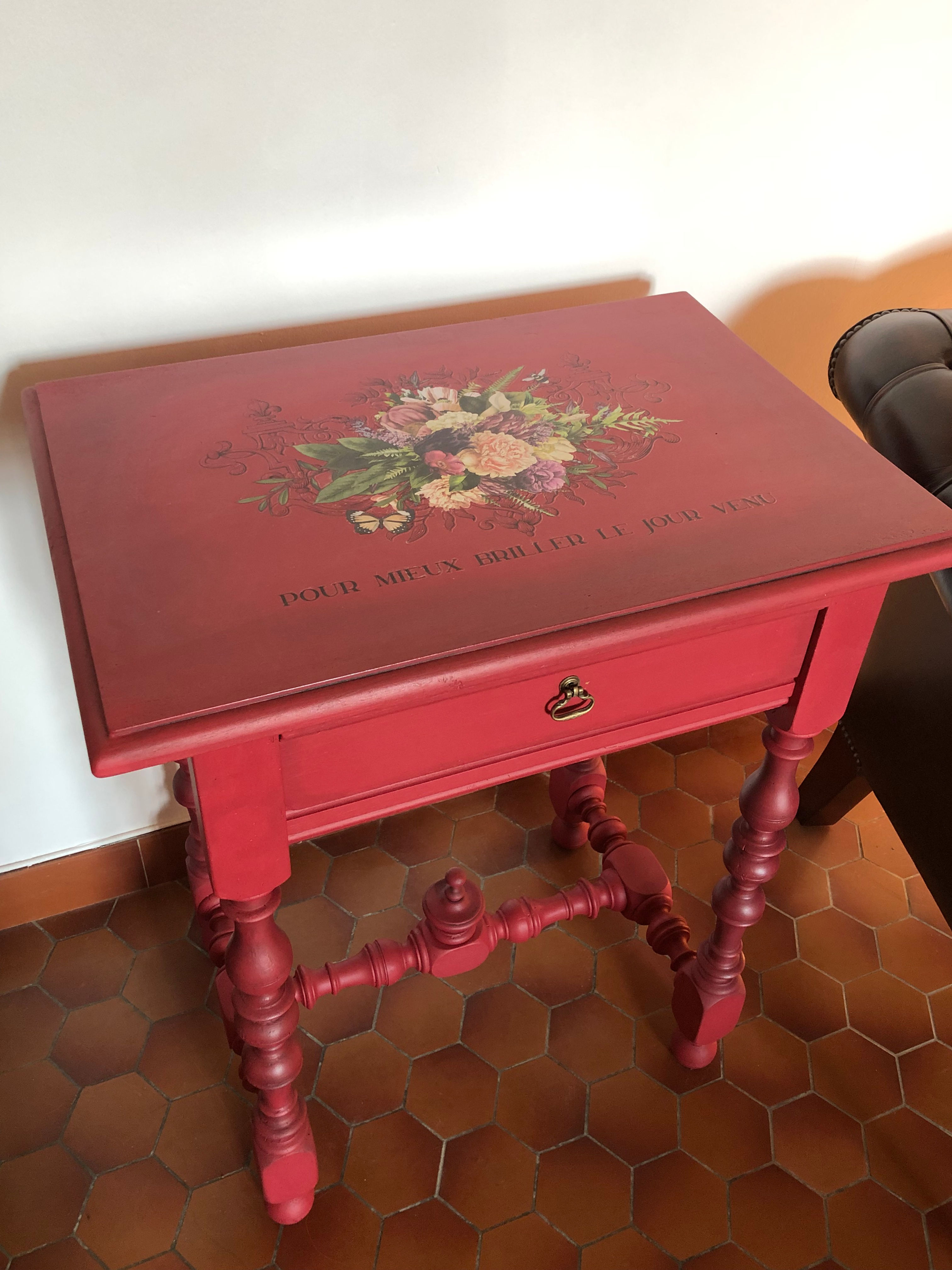 Table écritoire de style Louis XIII