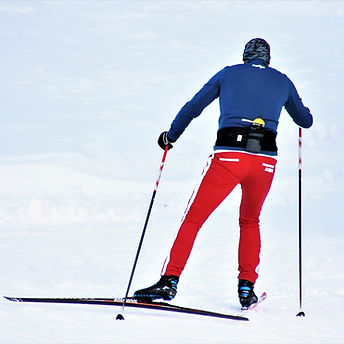 skier-4868351_1280.jpg