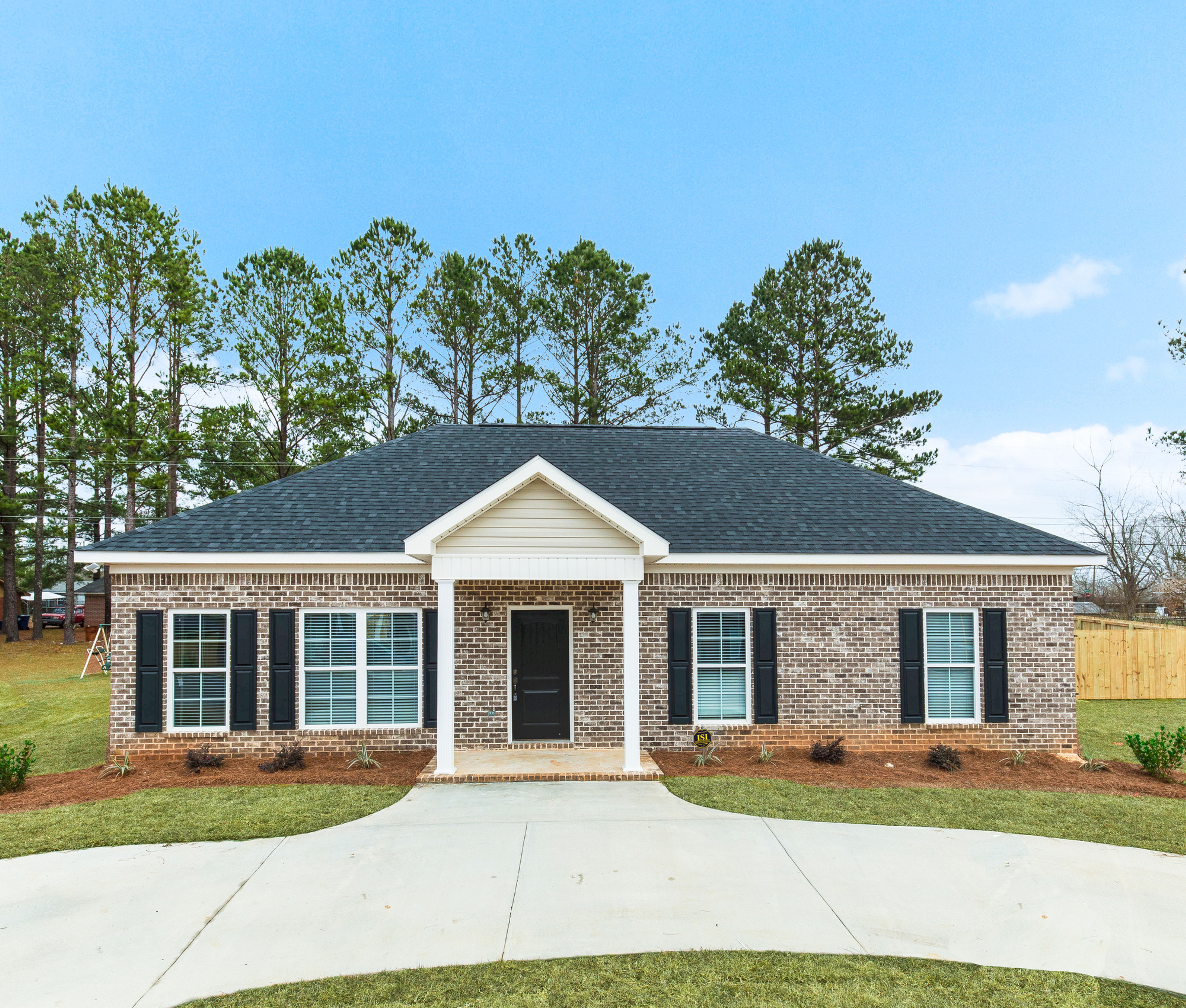 142 Golf View Dr.