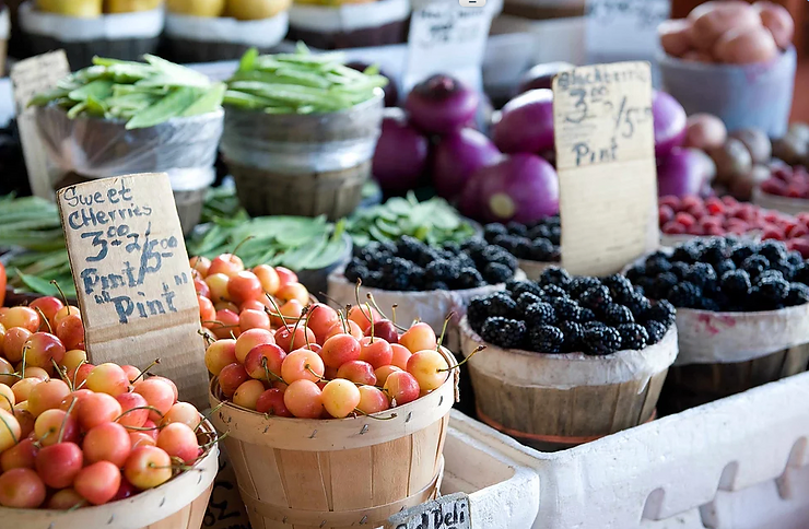 fresh fruit and vegetables at farmers market