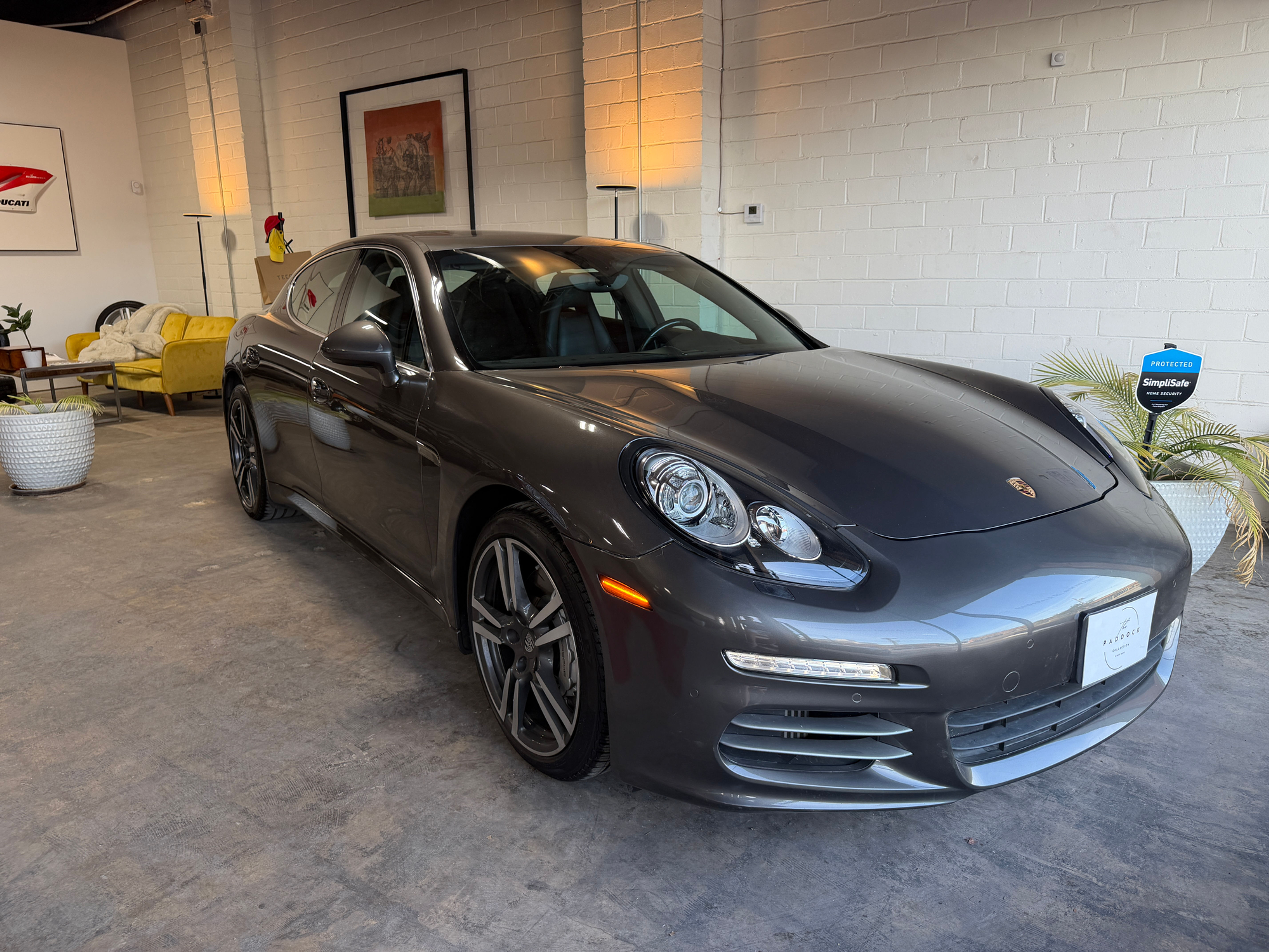 2014 Porsche Panamera 4S