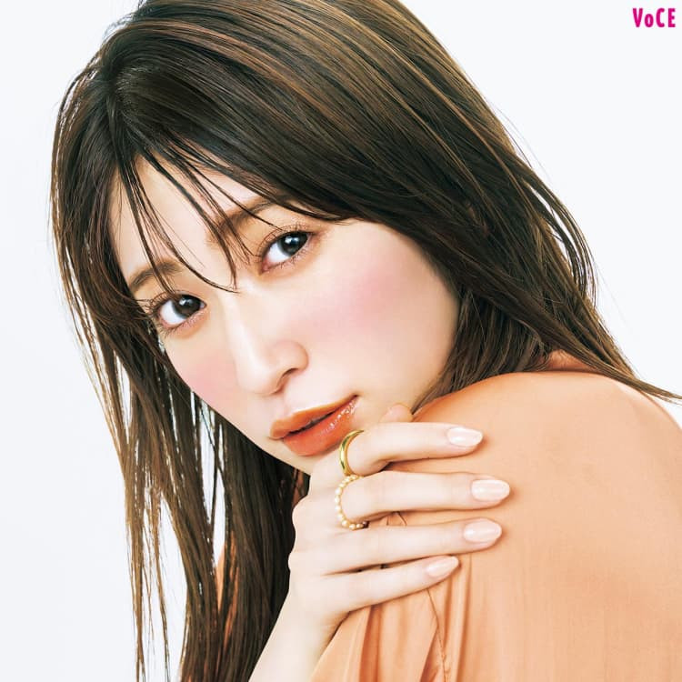 吉田朱里
