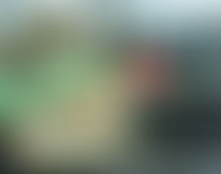 Un poliţist este surprins rugându-se pentru un boschetar, în plină stradă