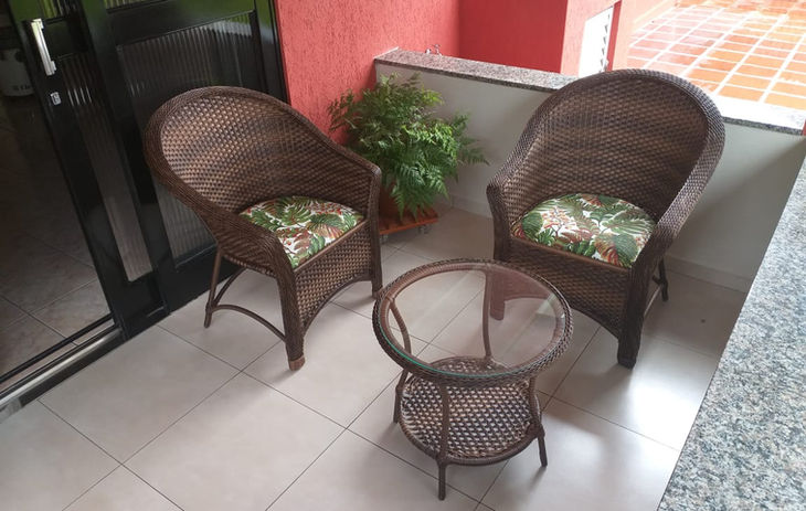 Conjunto de poltronas bale em fibra sintética