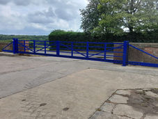 5.0m SlimLine Cantilever Farm Gate | Royal Leamington Spa, steel cantilever sliding automated farm gate, residential and commercial metal electric gates, UK Farm Gates