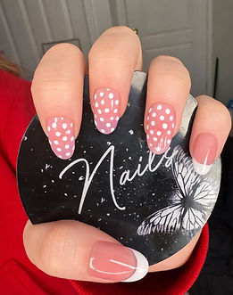 nailsl.jpg