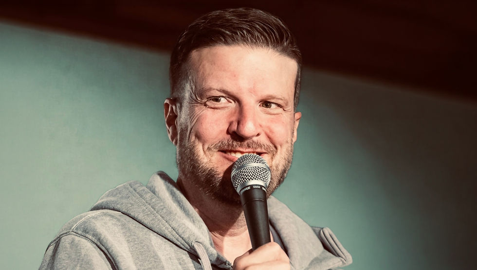 MARK FORWARD / FRIDAY 8PM