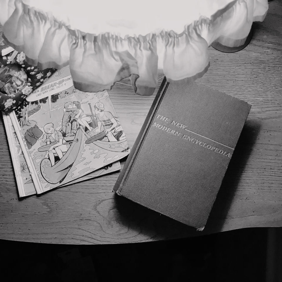 Thumbnail: The New Modern Encyclopedia