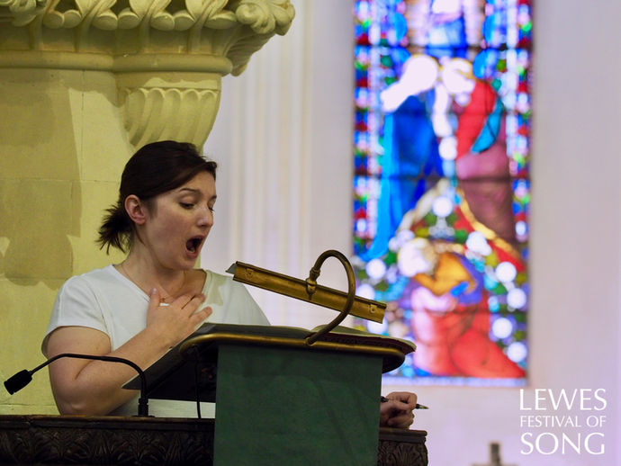 Alison Rose performing at Lewes Festival of Song. Image © scoopsweb.