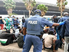 ABOKUFIKA BACHITHE UBUSUKU NGAPHANDLE KWESIKHUNGO SASETHEKWINI.