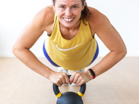 A woman exercising showing the benefits of exercise and mental health
