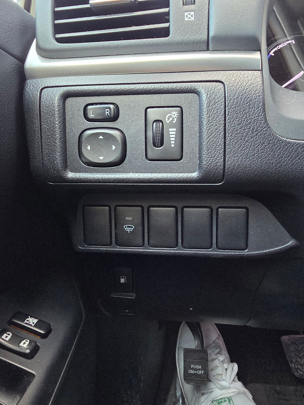 縮圖：2012 Lexus CT 200h Hybrid