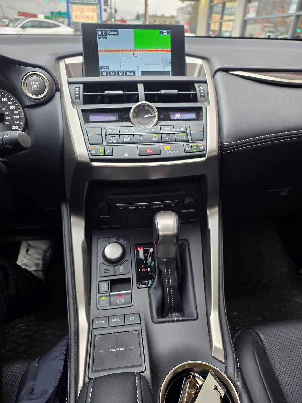 섬네일: 2017 Lexus NX 200t Luxury