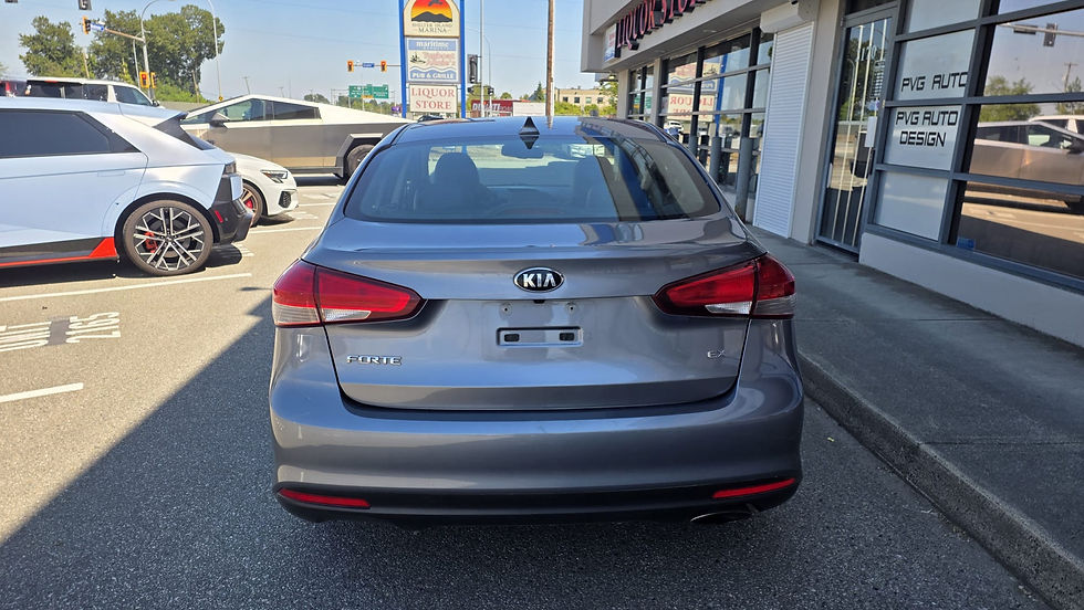 섬네일: 2017 Kia Forte EX+