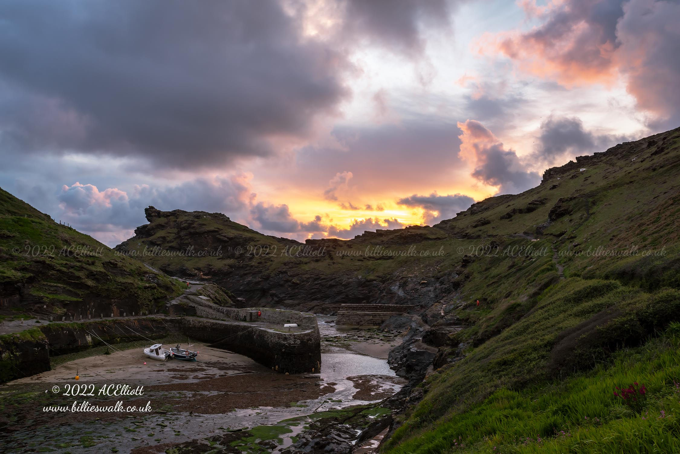 Boscastle Harbour sunset