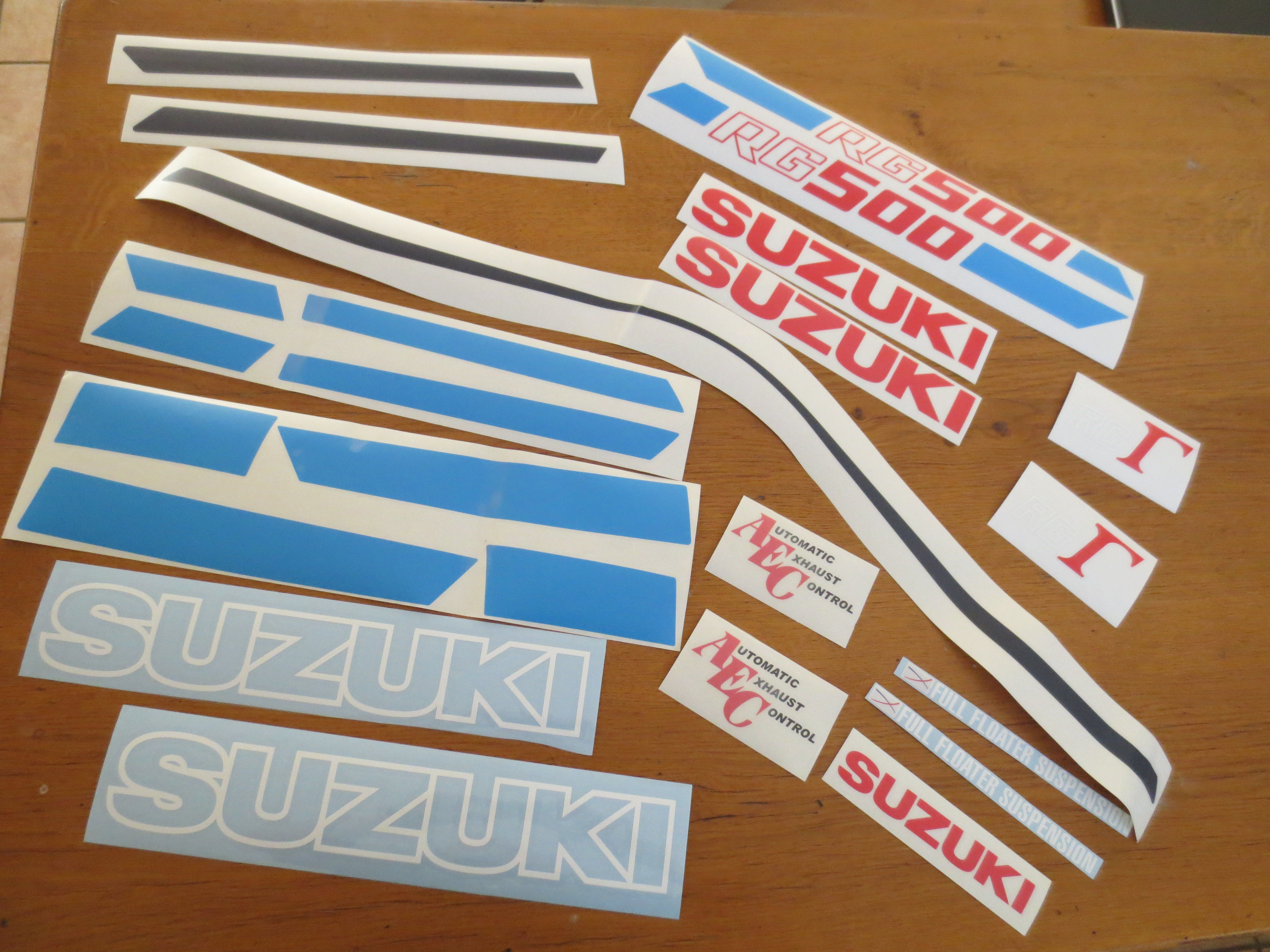 kit déco bleu 85/86