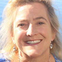 Lauren profile photo.jpg