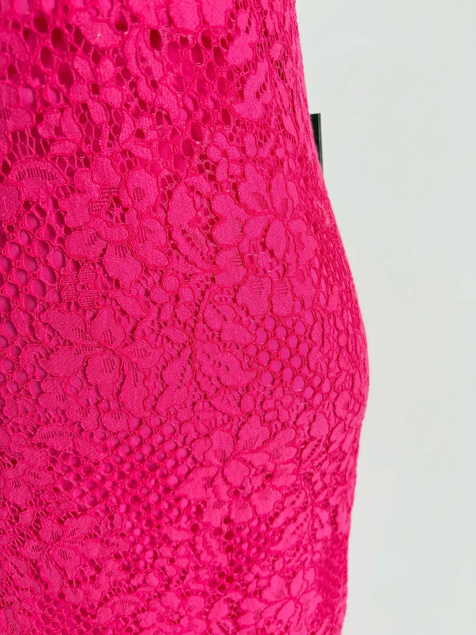 Miniatura: Vestido Colcci NA ETIQUETA. Sem bojo. Rendado
