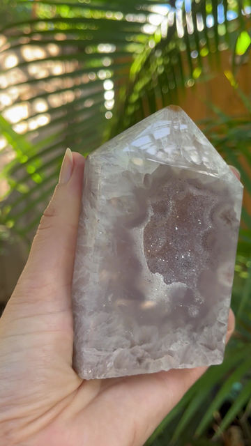 Thumbnail: Agate Tower